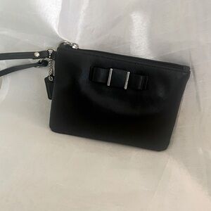 Coach Darcy Saffiano small Bow wristlet